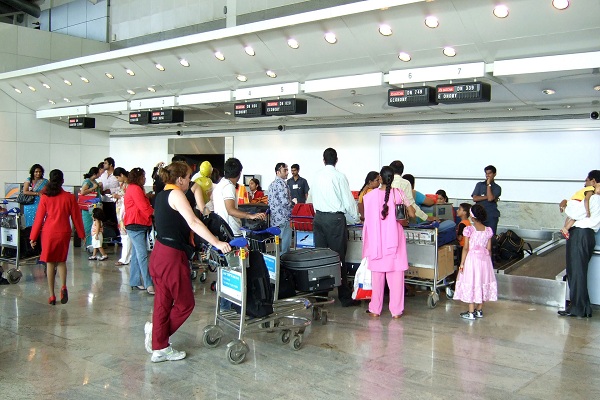  Balco de check in no Aeroporto Internacional de Mumbai T1 (terminal domstico). 
